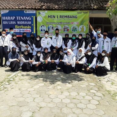 Kakankemenag Monev UM di MIN 1 Rembang