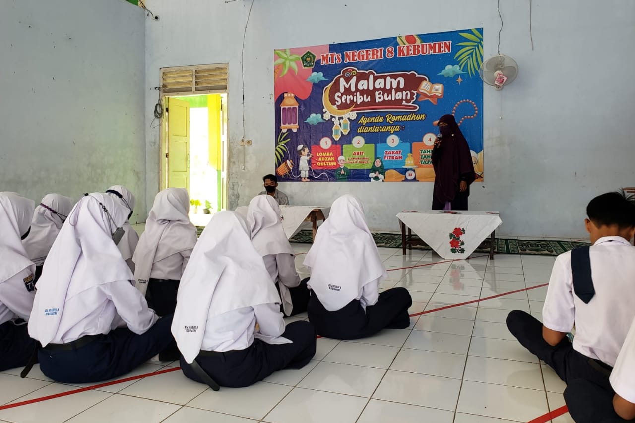 Tingkatkan Kualitas Membaca Al Qur’an, MTs Negeri 8 Kebumen Gelar Kegiatan Tahsin Al Qur’an