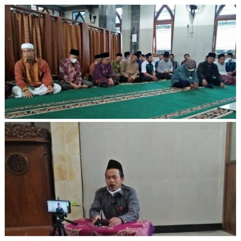 Kepala KUA Ambal Ajak Jamaah Subuh Memakmurkan Masjid