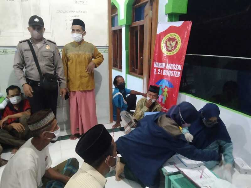 Warga Antusias Ikuti Program 1 Juta Vaksinasi