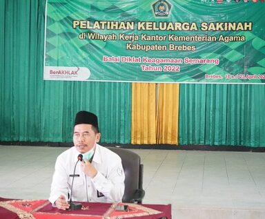Penyuluh Memberi dan Menjadi Contoh Keluarga Sakinah di Brebes