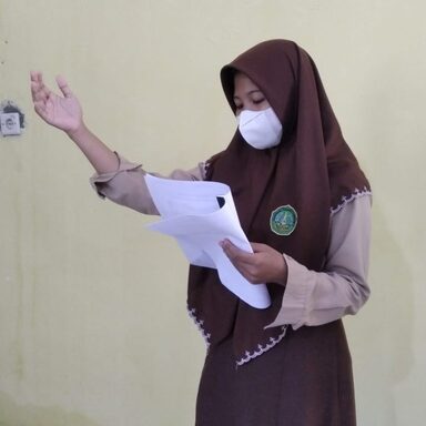 Berani Menulis  dan Mendongeng, Diuji di Depan Kelas