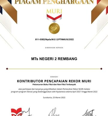 MTsN 2 Rembang Terima Penghargaan Rekor Muri Nyalanesia