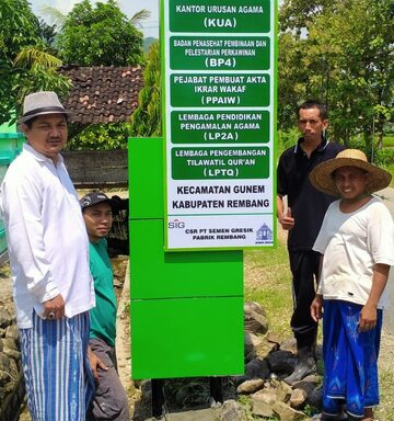 Perkuat Identitas, KUA Gunem Pasang Papan Nama Neon Box