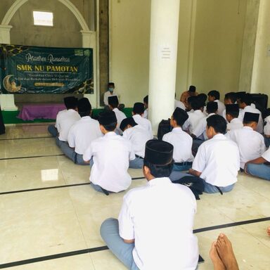 Pelajar Agar Senantiasa Berakhlakul Karimah