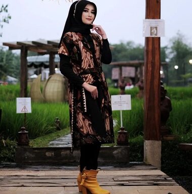Pinang Siswa Madtsansa, Enny Modeling Agency Purbalingga Siap Lejitkan Aurel