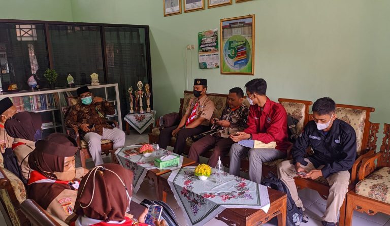 Kwarcab Rembang Adakan Visitasi Pramuka di MAN 2 Rembang