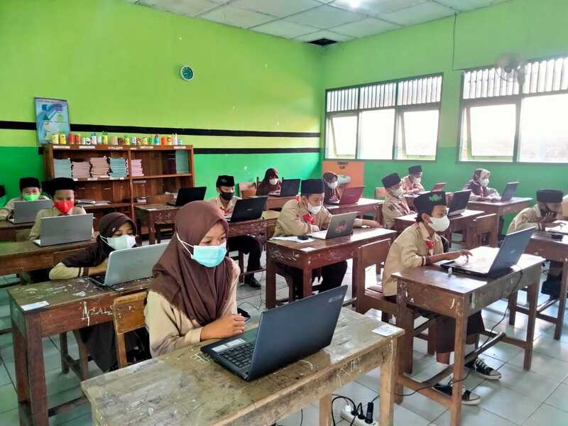 MIN 2 Rembang Adakan Simulasi UM