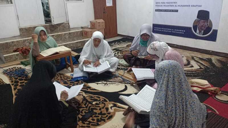 Jemaah Gembira Sambut Ramadan