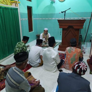Gus Zainul Sampaikan Keutamaan Lailatul Qadar