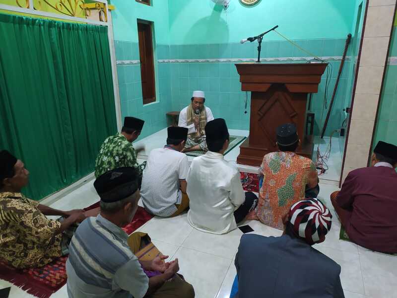Gus Zainul Sampaikan Keutamaan Lailatul Qadar
