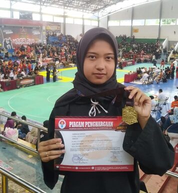 Siswa MTsN 2 Magelang Raih Medali Emas dalam Kejuaraan Pencak Silat Nasional Pelajar 2022