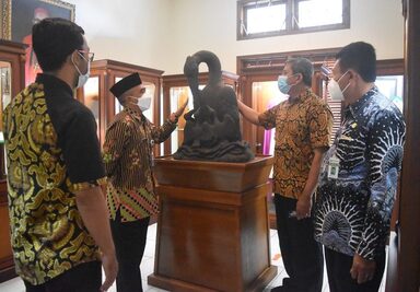Menjadi Moderat, Bukan Berarti Tidak Memiliki Keyakinan