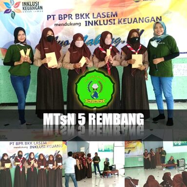 Siswa Raih Puluhan Hadiah Sosialisasi Literasi Keuangan BKK Lasem