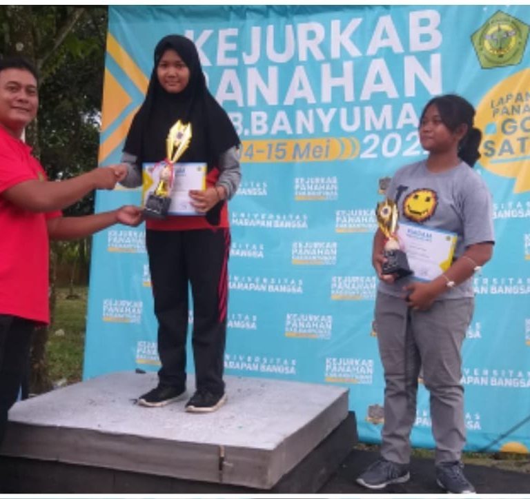 Atlit MIN 1 Banyumas Raih Juara 1 Dan 2 Kejurkab Panahan