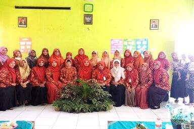 Halal Bi Halal DWP MTs N 2 Banjarnegara, Prioritas Berbuat Kebaikan