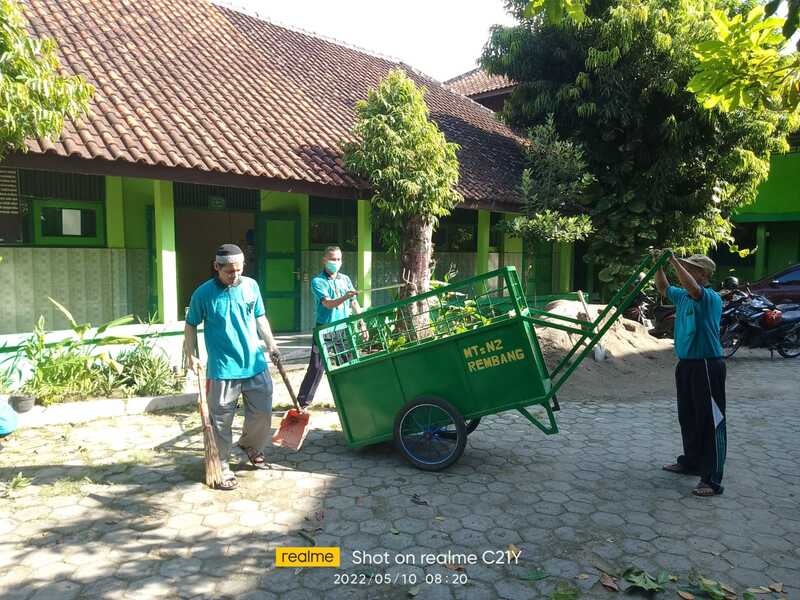 Gotong Royong Menuju Madrasah Sehat