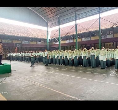 Man 2 Banjarnegara Melaksanakan Apel Dan Halal  Bihalal Di Hari Pertama Sekolah