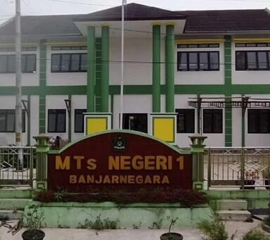 Tampil Baru, MTs Negeri 1 Banjarnegara Renovasi Gedung Madrasah