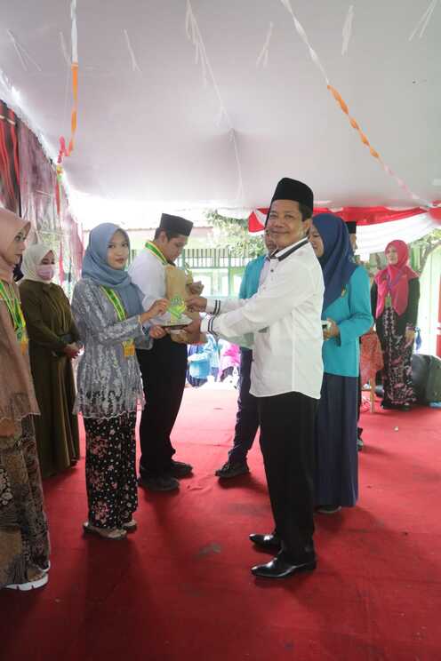Tangis Harus Warnai Muwadda’ah MTsN 3 Rembang