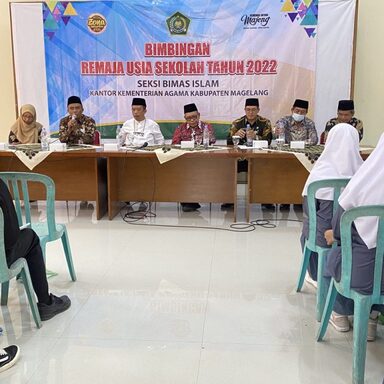 Pencegahan Perkawinan Dini Melalui BRUS di Pondok Pabelan Kabupaten Magelang
