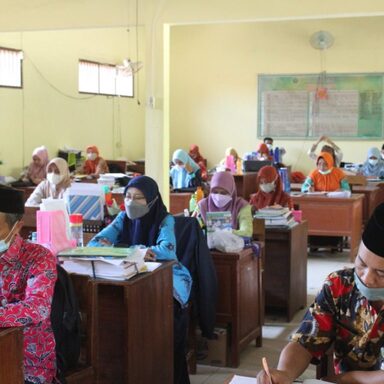 MTsN 4 Rembang Ingin Jamin Jajanan Siswa Sehat dan Aman