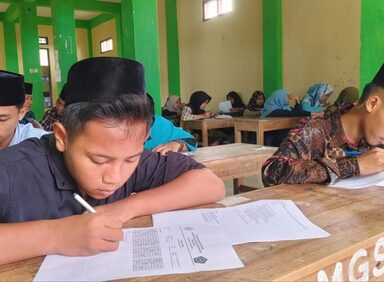 PKPPS Al-Hidayah Sarang Adakan Ujian Sekolah