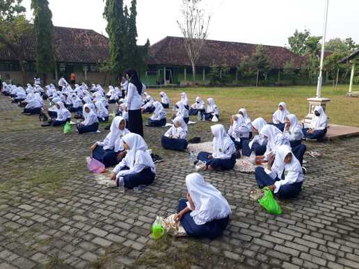 MTs Negeri 2 Rembang Terapkan Sarapan Bersama