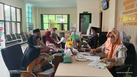 15 Calhaj Mundur, Tersisa 317 Orang