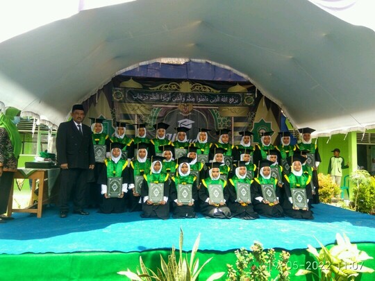 MTs Mualimin Mualimat Unggulkan Program Baca Kitab Kuning