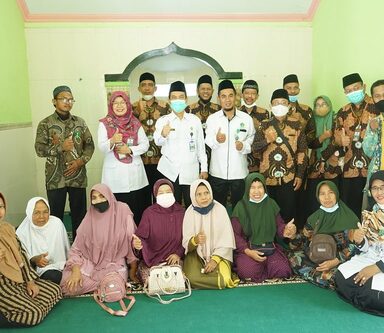 Peningkatan Ekonomi Umat Melalui Pengelolaan Zakat Produktif