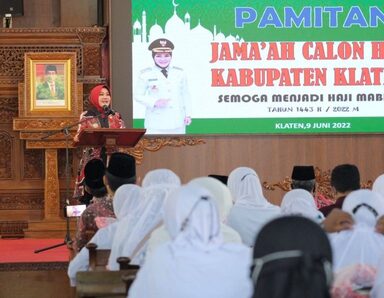 493 Calon Jemaah Haji Klaten Pamitan Bupati