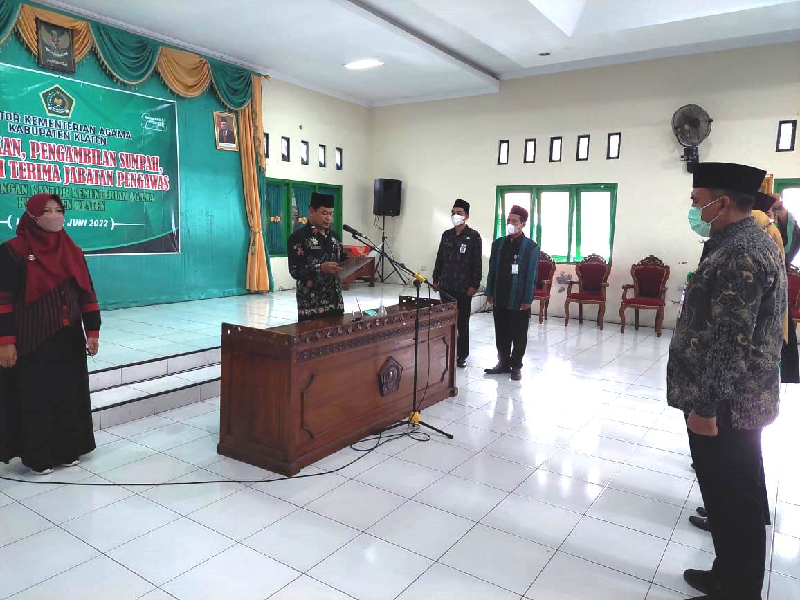 Kakankemenag Klaten Lantik Tiga Pejabat Pengawas