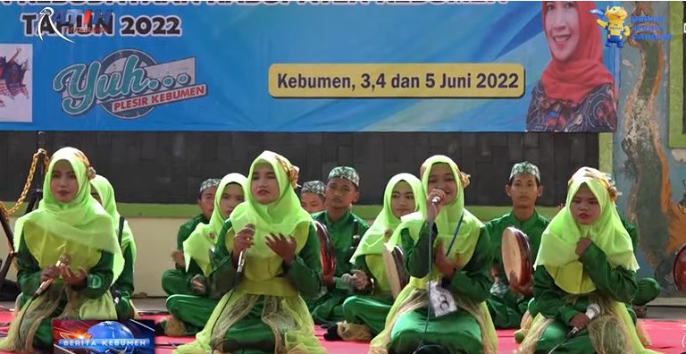 Grup Rebana MAN 4 Kebumen Tampil di Ajang Festival Disparbud Kebumen