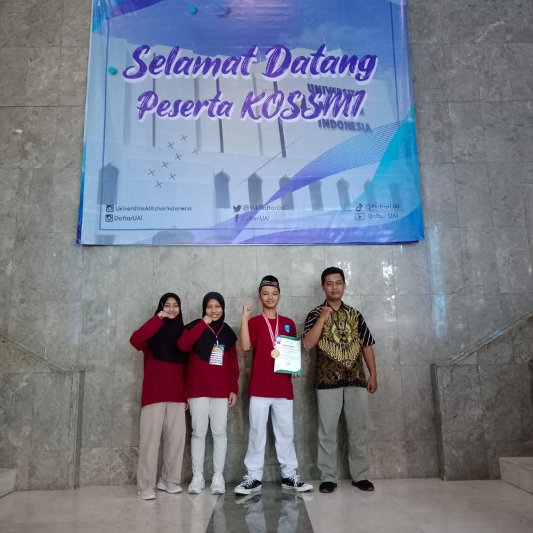  Siswa MTsN Surakarta 1 Raih Bronze Medal di Ajang KOSSMI 2022￼