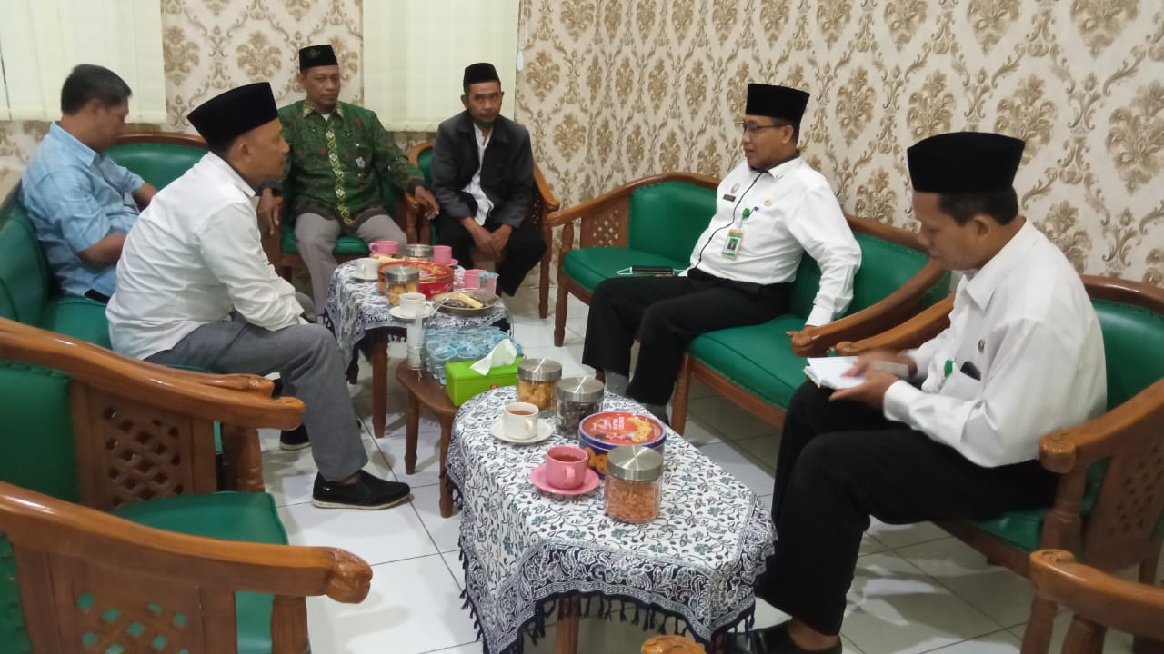 Audensi Pengurus FKDT Kab. Pekalongan dengan Kakankemenag