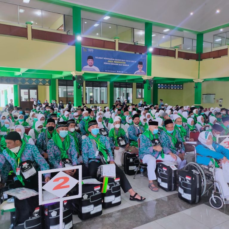 Seluruh Jemaah Haji Asal Wonosobo Tiba di AHD Solo