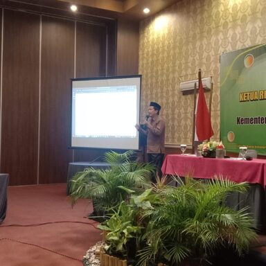 Jelang Pemberangkatan, Kakankemenag Bekali Ketua Rombongan