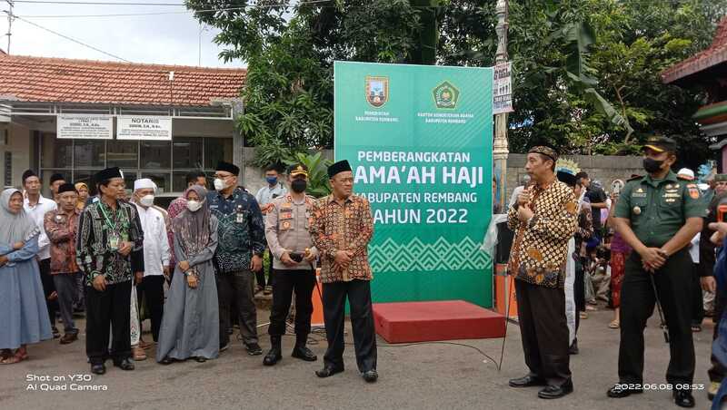 Berangkatkan 275 Jemaah Haji, Ini Pesan Bupati Rembang