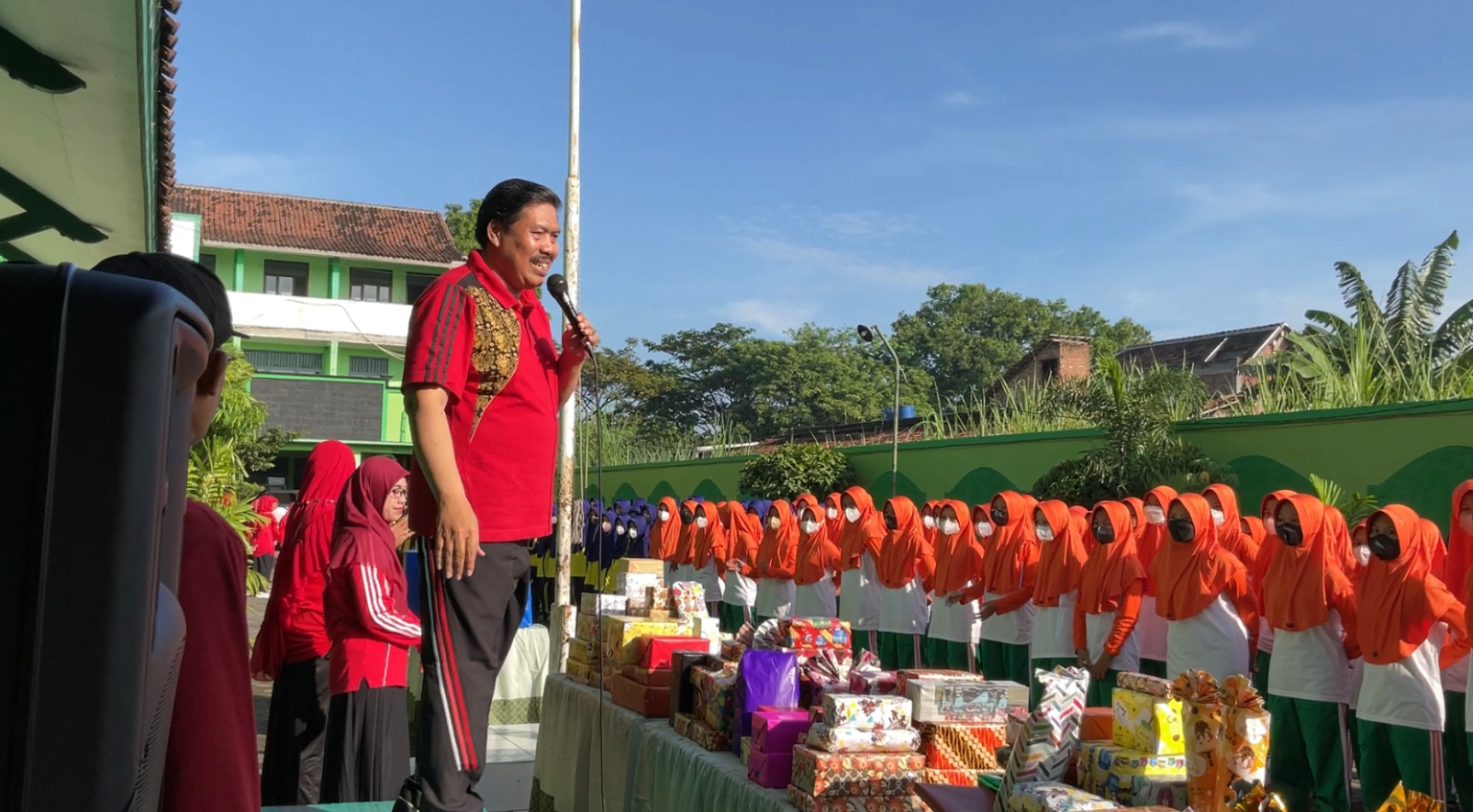 MTs N 2 Kudus Gelar Class Meeting Dengan Berbagai Lomba
