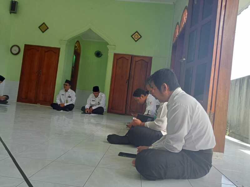 Persiapkan Pemberangkatan Haji, Panitia Rapatkan Barisan