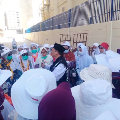 Jemaah Haji Kloter 9 SOC Antusias Sambut Izin Tasrih Roudhoh