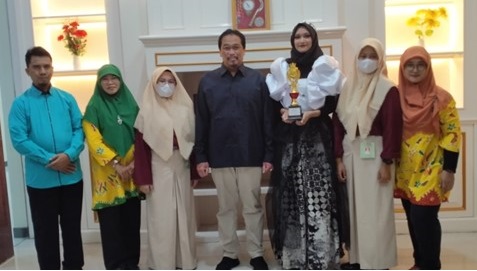 Mandabara Sabet Juara Harapan Dua Lomba Tata Busana Se – Indonesia