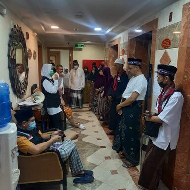 Dokter dan Paramedis Kloter 9 SOC Gencar Adakan Visitasi