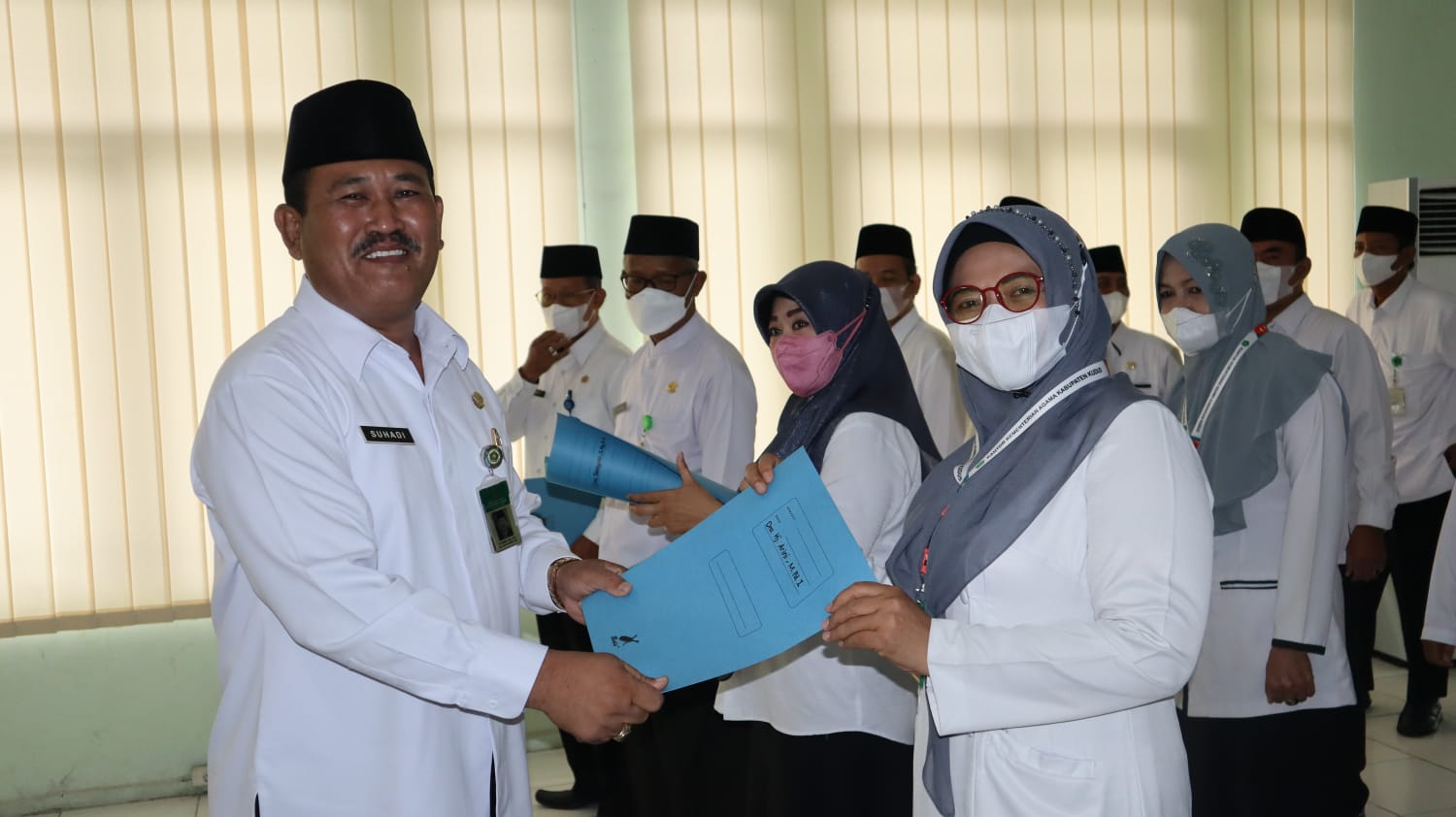Terima Penghargaan , GTK Diminta Meningkatkan Kwalitas pembelajaran dengan berinovasi
