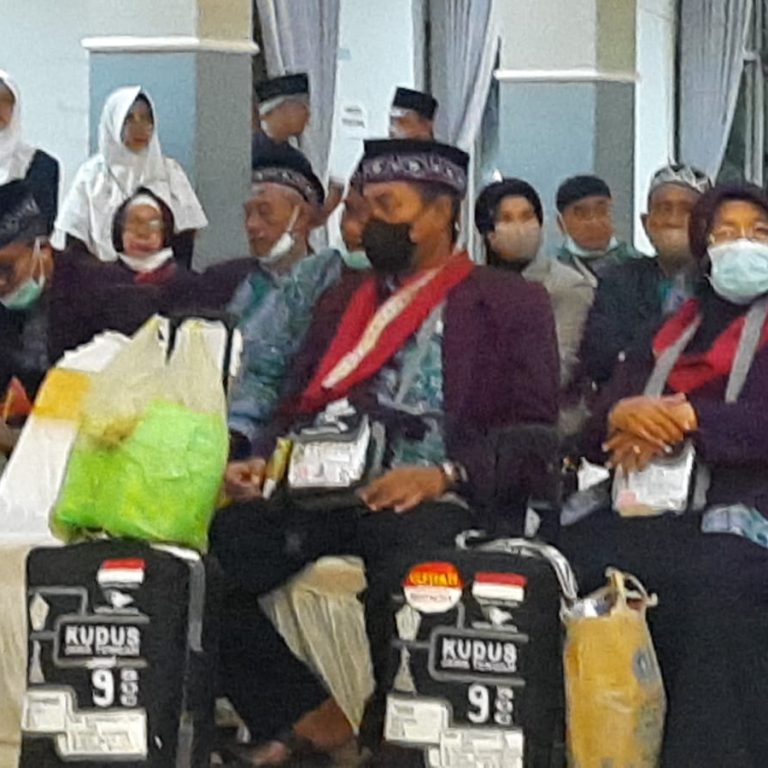 Ratusan Jemaah Haji Asal Kudus Tiba di Kampung Halaman