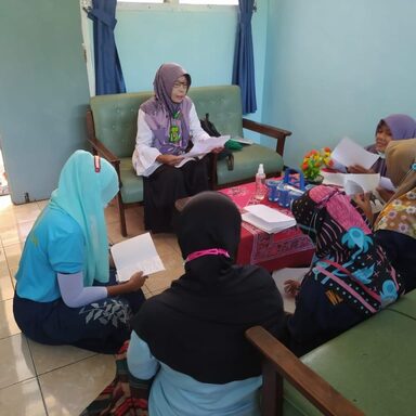 Penyuluh Sambangi Napi Berikan Binroh