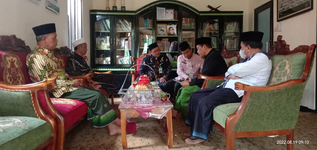 KUA Kertek Dampingi Ikrar Tanah Wakaf Seluas 3789 M2