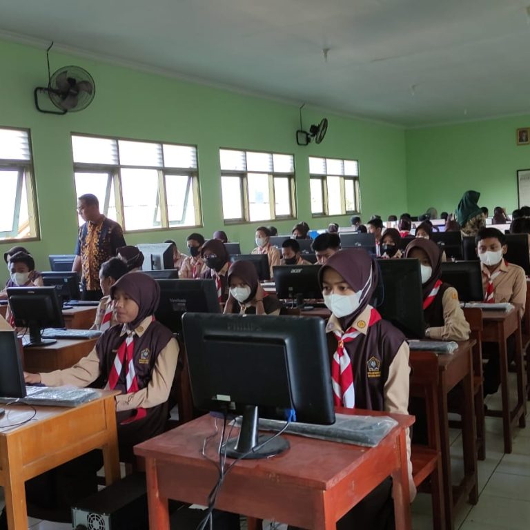 Simulasi dan Sosialisasi AKMI MTSN 1 Magelang, Tingkatkan Prestasi