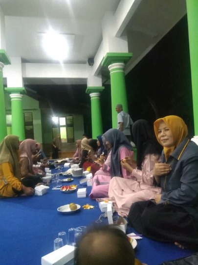 KUA Kecamatan Sumber Gelar Tasyakuran HUT RI
